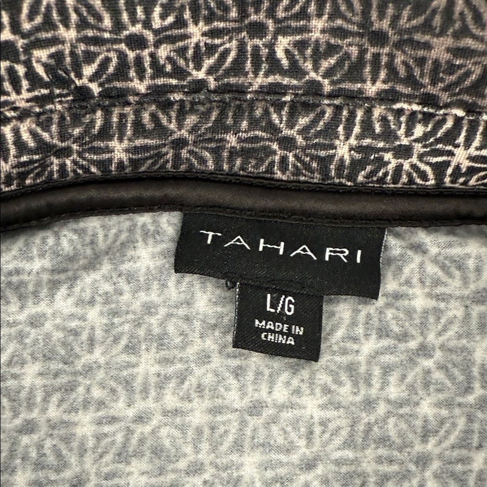 Tahari Pajama Set Wm Large Fleece Backed Satin Trim Cropped Pants Short Sleeve - Picture 8 of 13